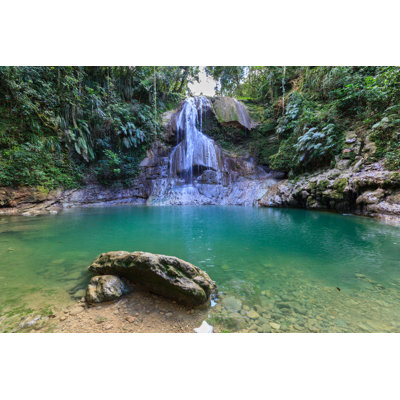 " Gozalandia Waterfall "