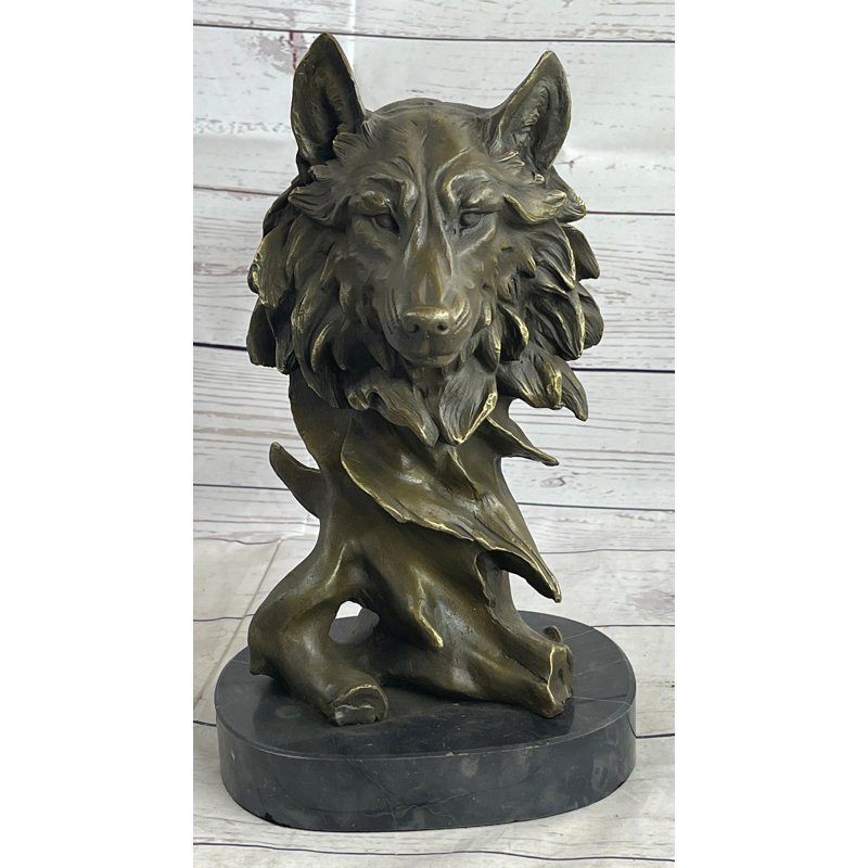Buste de tête de loup Malagrida