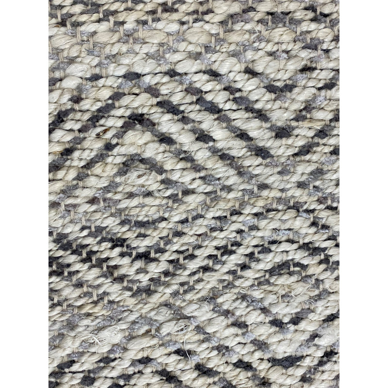 Stillwell Geometric Indoor Rug, Rectangle 2'6" x 4'0"