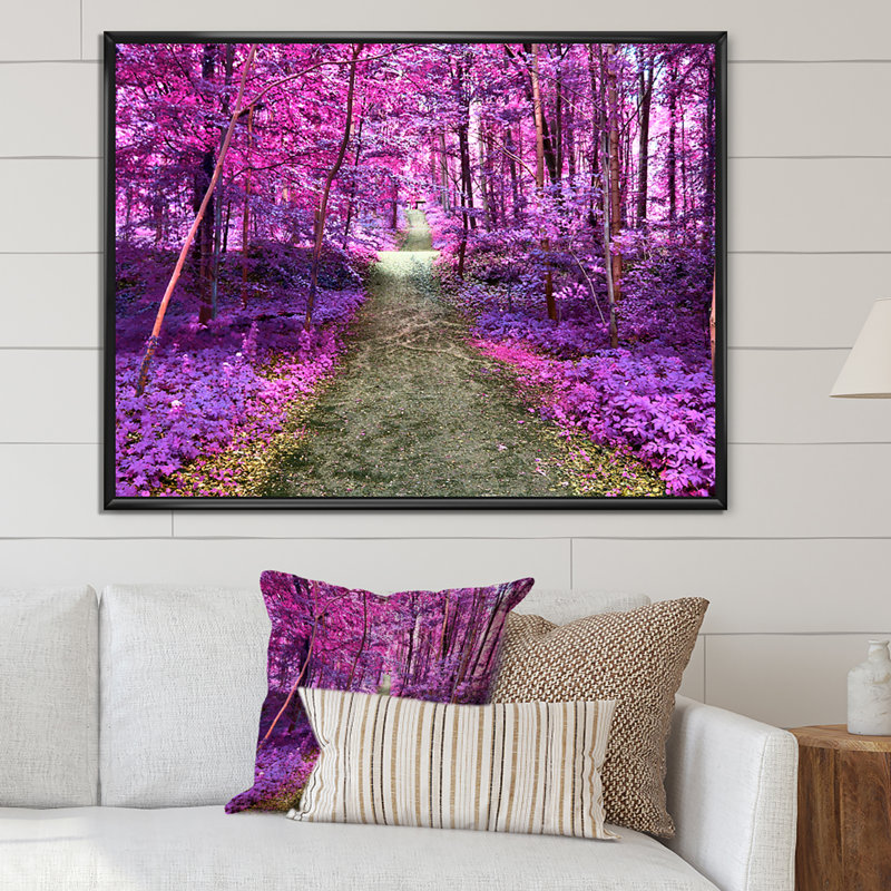 Chemin dans la forêt rose et mauve - art mural traditionnel sur toile, H 8 po x l 12 po x P 1,5 po, Cadre flottant noir