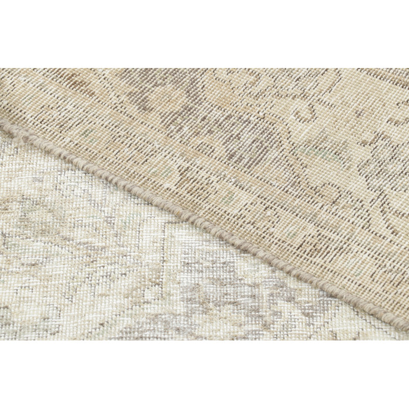 Distressed One-of-a-Kind 4'8X7'9 Hand Knotted Area Rug