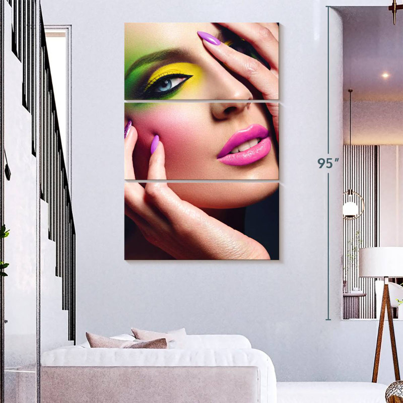 Shuttleworth Flashy Makeup, 45" H x 28" W