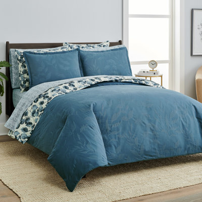 Scott Living Meadow Leaves Blue Cotton Blend Reversible 3 Piece Duvet Cover Set