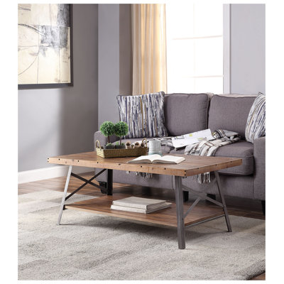 Table basse en chêne patiné avec rangement Ikram
