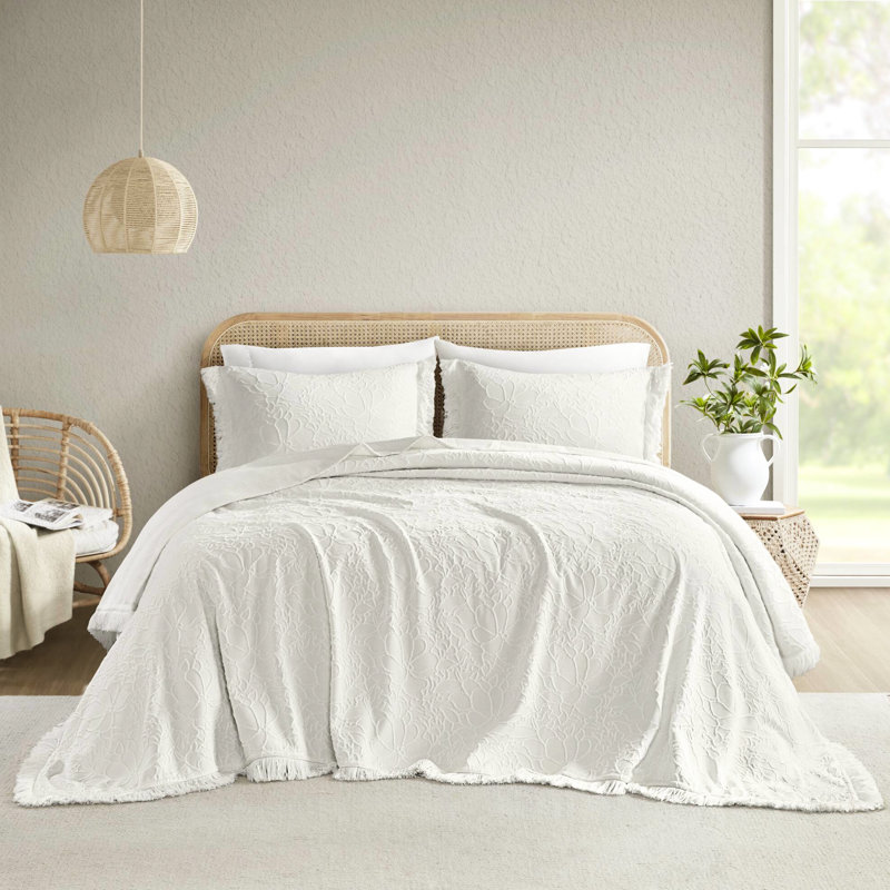 Grand couvre-lit 3 pièces à l'élégance florale, chenille avec bordure frangée, combinaison de coton doux et aéré, surdimensionné pour les nuits de détente, peluche standard, lit facile à nettoyer à la machine, élégant