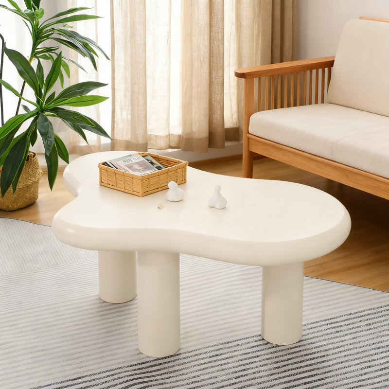 Table basse Cloud à 3 pieds, table d'appoint moderne en bois pour le salon, la chambre à coucher, le balcon et le patio, table centrale unique avec bords arrondis lisses, conception peu encombrante