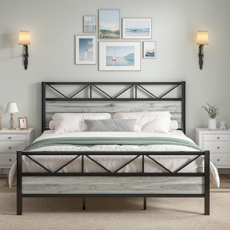 Wykeisha Platform Bed, King, Gray