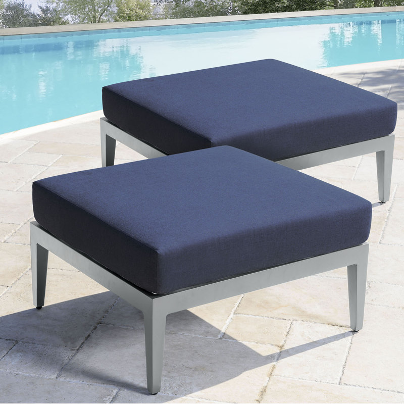Repose-pieds d'extérieur avec coussin Sunbrella Thurgood, Structure grise / coussin bleu marine