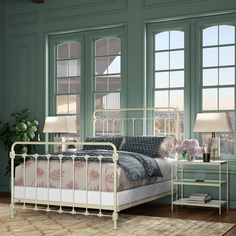 160 Picket Fence Bed | Complete Standard, Gloss Off-White, Queen