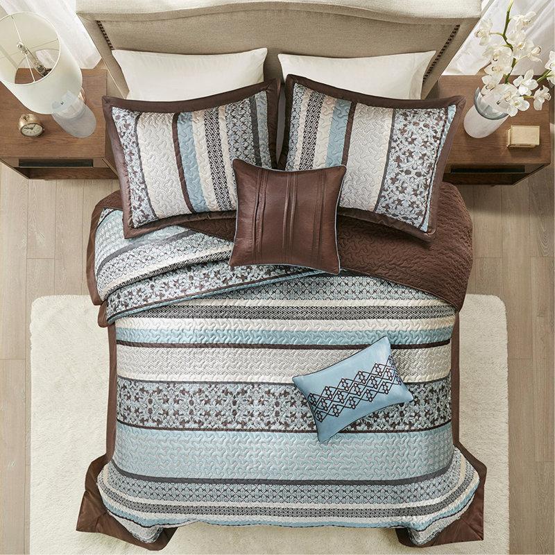 5 Piece Reversible Jacquard Bedspread Set Blue Queen, Queen Bedspread + 4 Additional Pieces
