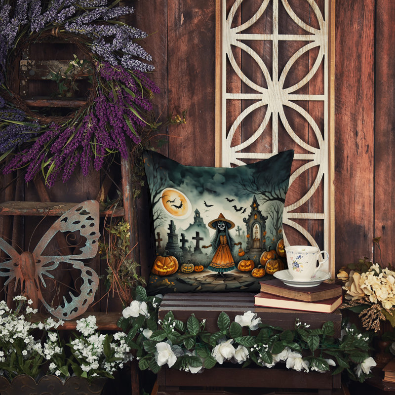 Coussin décoratif intérieur / extérieur en polyester More / Spooky More Spooky Halloween, 14 po x 14 po