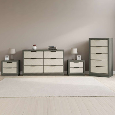 Visalia 4-Piece Bedroom Set – Dresser with Chest and 2 Nightstands