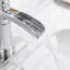 Bain à fixation sur plateau pour robinet de salle de bain à poignée simple chrome en chrome dfi-88292546