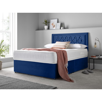 Macungie Bed