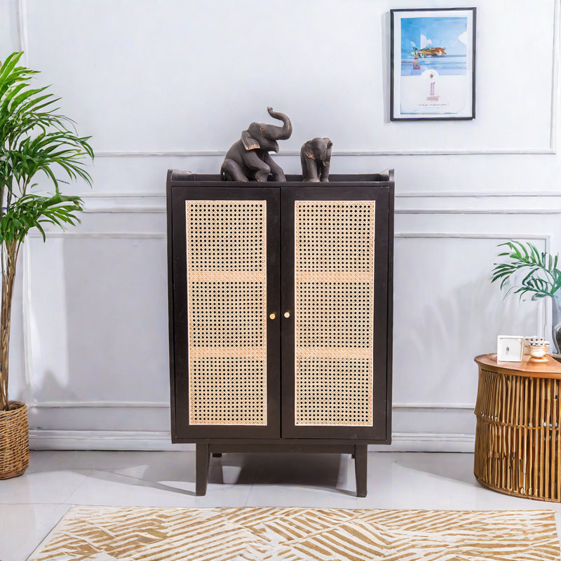 Armoire à chaussures de style sud-est asiatique, Noir
