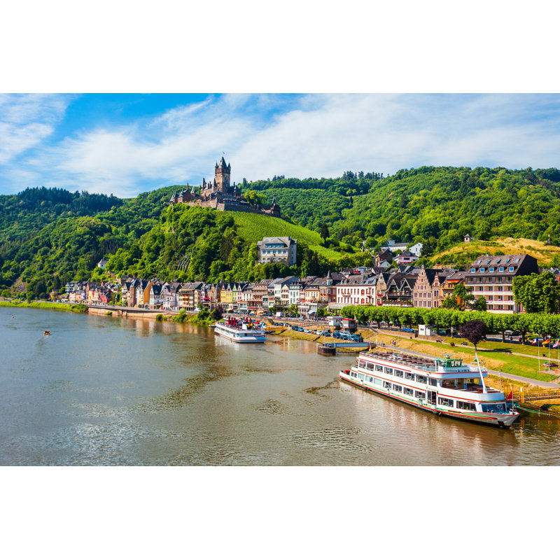 Chartre Cochem, vue aérienne de la ville sur toile par Saiko3P, photographie, H 8 po x l 12 po
