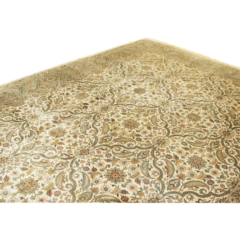 Hand Knotted Wool Area Rug in Gold And Green