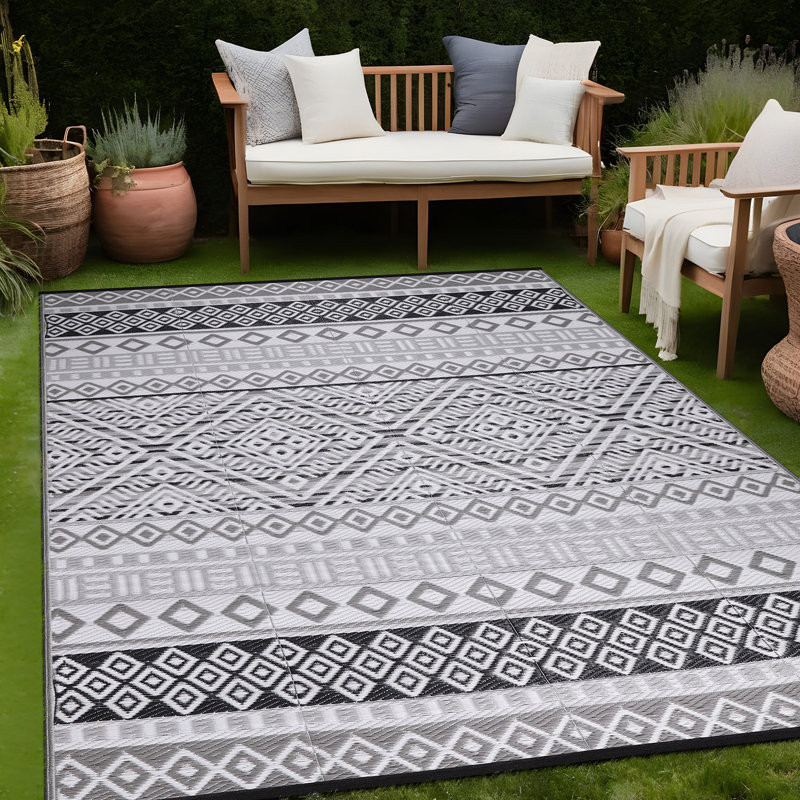 Aldo Moroccan Indoor / Outdoor Rug, Rectangle 4'11" x 7'3"