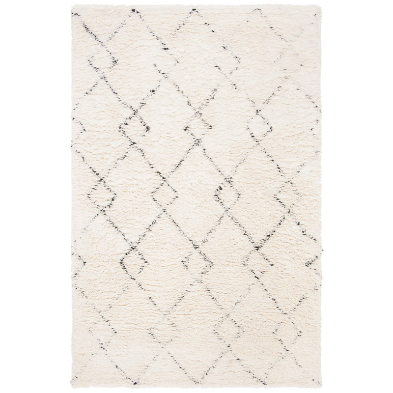 Tapis ivoire / noir en laine touffeté à la main à motif géométrique Powell, Rectangle de 5 pi x 8 pi