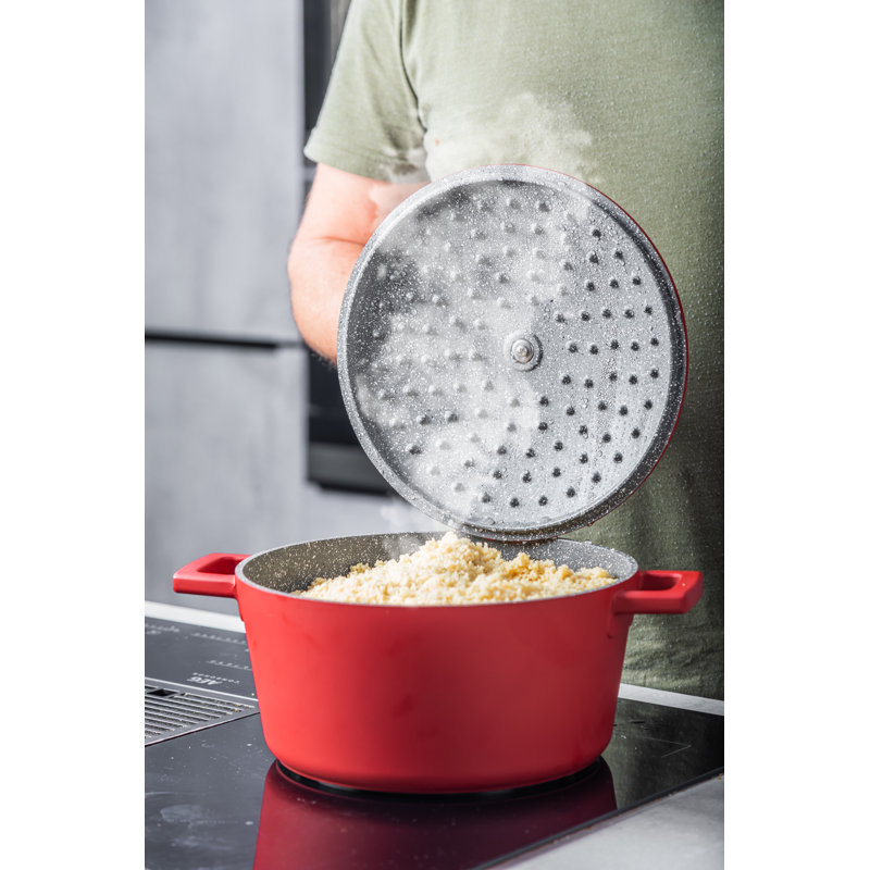 MasterClass Cast Aluminum Round Casserole, 28cm / 2.5L, Red