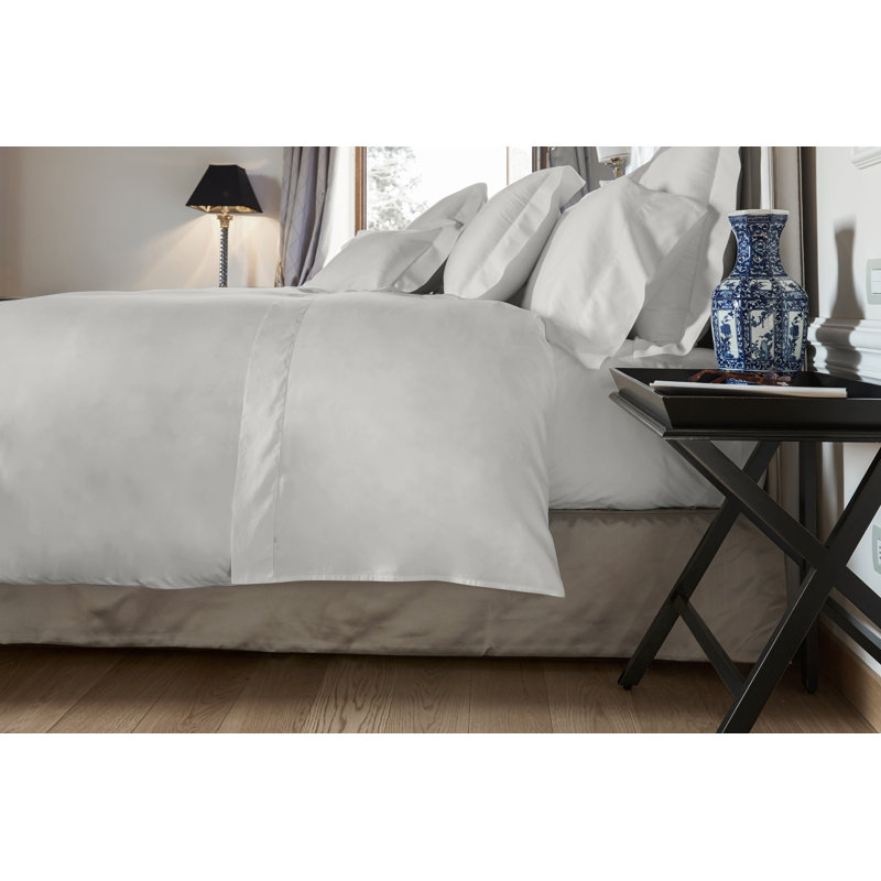 Nuvola Sateen Sheet Set, Queen Sheet Set with 2 Pillowcases, Pearl