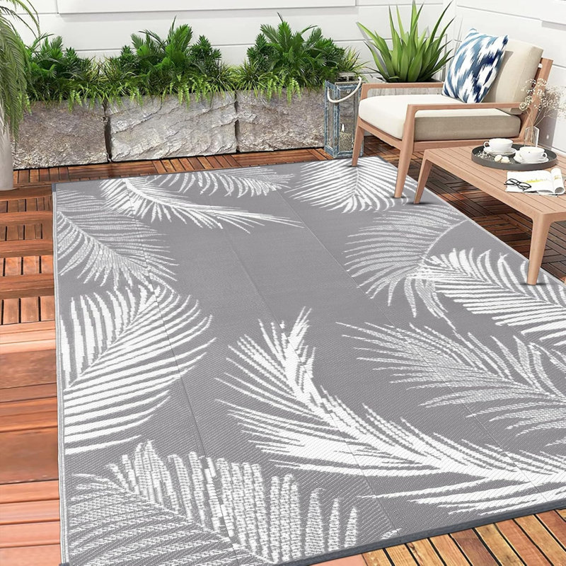 Outdoor Rug, Rectangle 5' x 7'6"