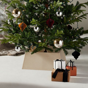 Ornaments + Tree Decor