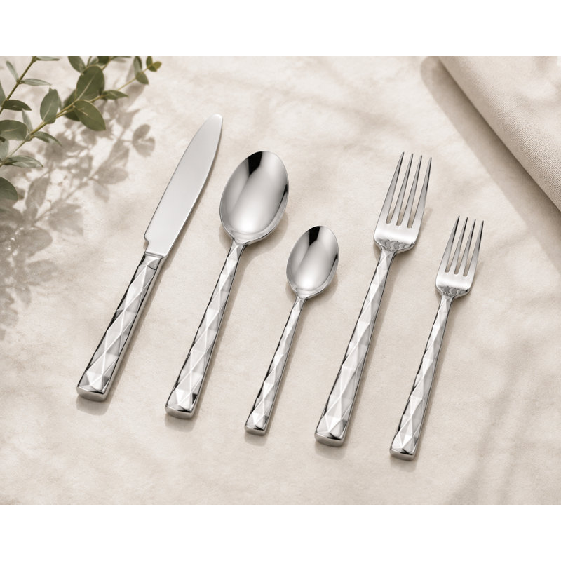 Ensemble de 60 couverts en argent 18/10