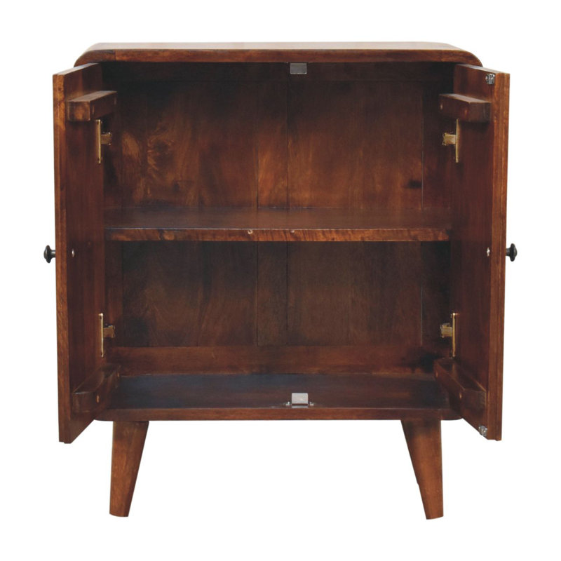 Mini armoire classique en châtaignier