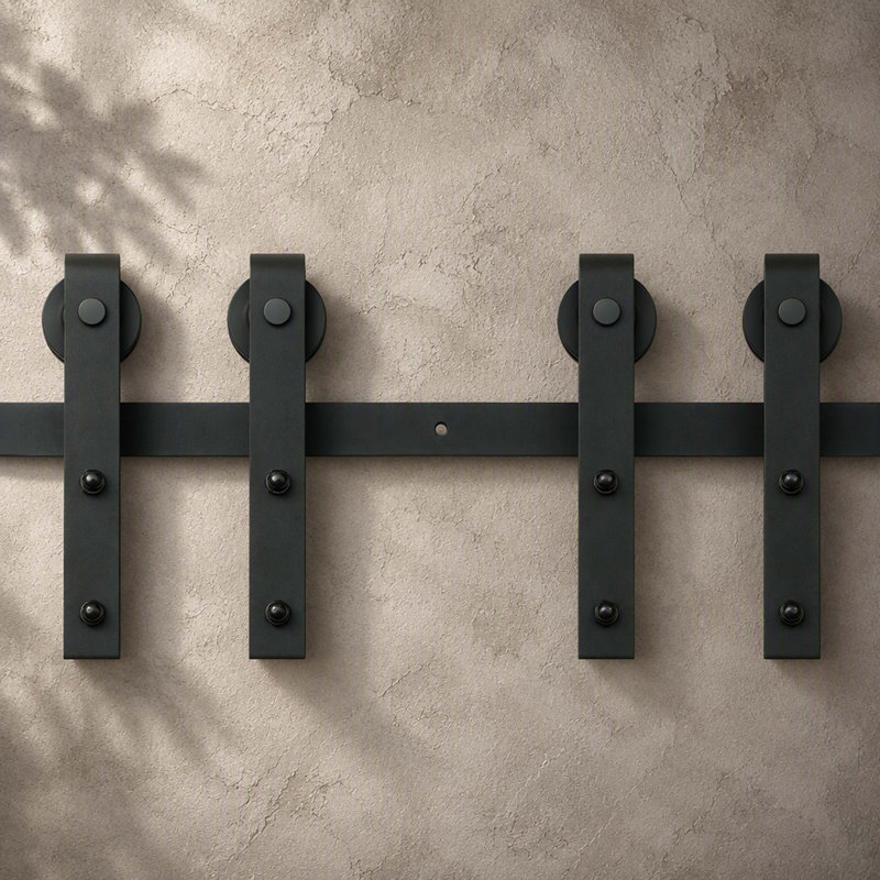 Ensemble de quincaillerie pour rail de porte coulissante de grange de 2,4 m (8 pi), capacité de charge de 150 kg (330 lb) pour portes doubles, compatible avec une largeur de porte totale de 1,13 à 1,3 m (3,7 à 4,3 pi) et des panneaux de 3,3 à 4,6 cm (1,3 à 1,8 po) d'épaisseur, poulies en J silencieuses et fluides.