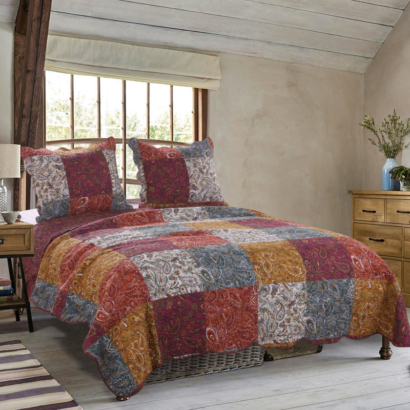 Boho-Chic Twin Reversible Cotton Quilt Set in Multicolor