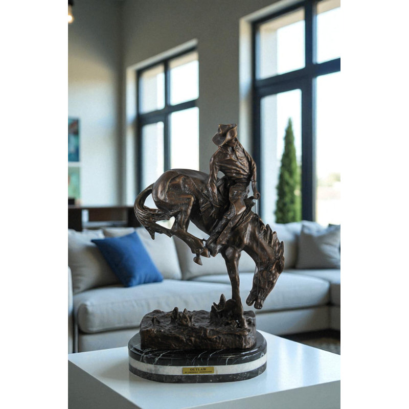 Sculpture Nifao en bronze hors-la-loi d'inspiration Remington - sculpture de cowboy de l'Ouest avec base en marbre, taille: L 15 po x l 8 po x H 25 po