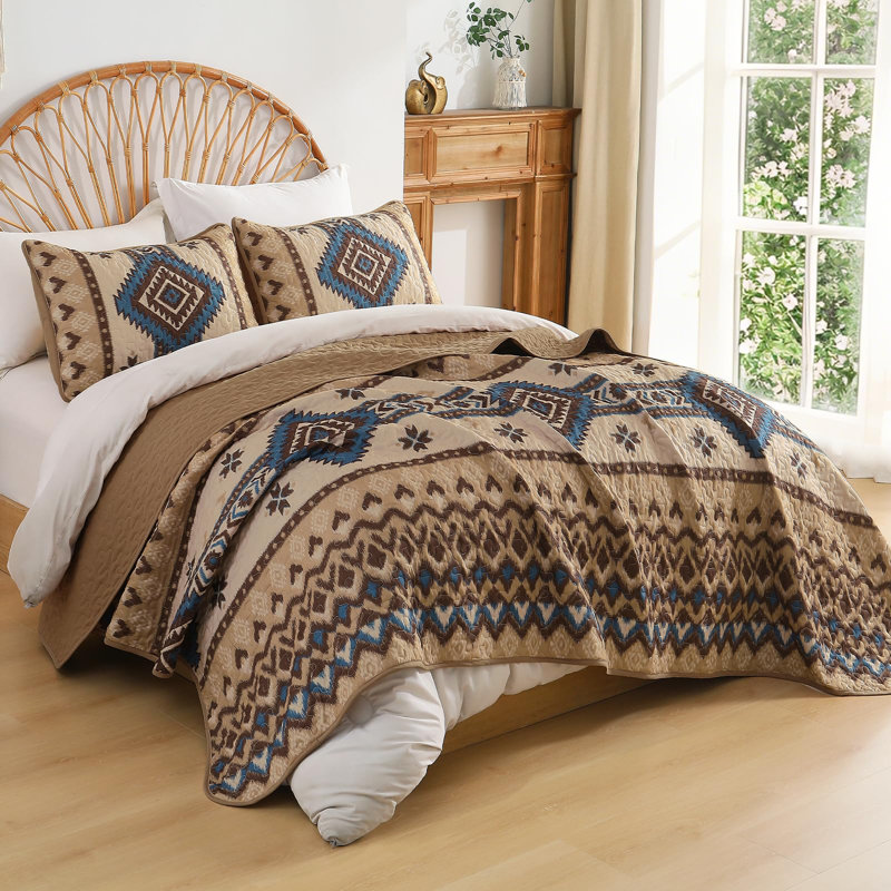 Boho Quilt Set King Size,3 Pieces Aztec Texture Bedspread Brown Southwestern Coverlet Set Soft Lightweight Bed Cover For All Season Microfiber Bedding With 2 Pillowcases(Brown,104"X90")