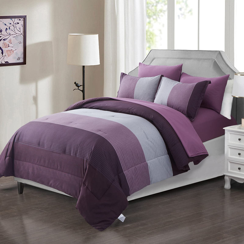Ensemble d'édredon 7 pièces rayé en microfibre légère avec édredon, taies d'oreiller, taies décoratives, drap plat et drap-housse