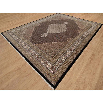 Tapis oriental en laine biologique surdimensionné de 11 pi 8 po x 15 pi 2 po noué à la main Tabriz Mahi avec médaillon de poisson, 175 KPSI
