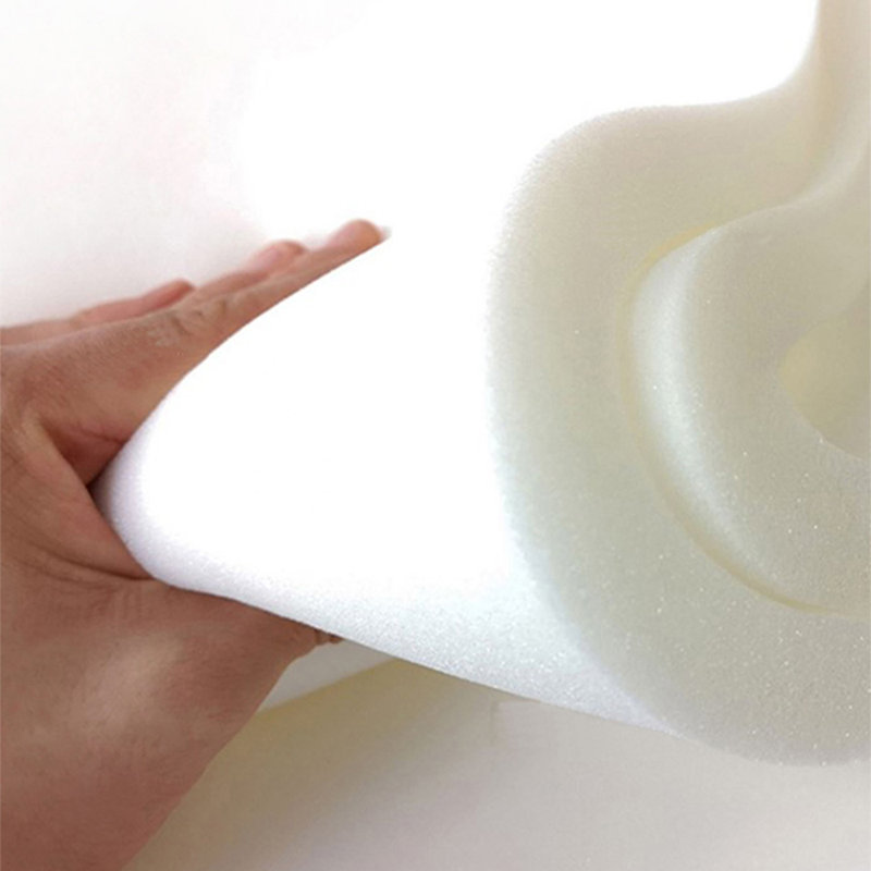 Lit de jour d'extérieur en osier 59,06 po avec coussins Sunbrella®