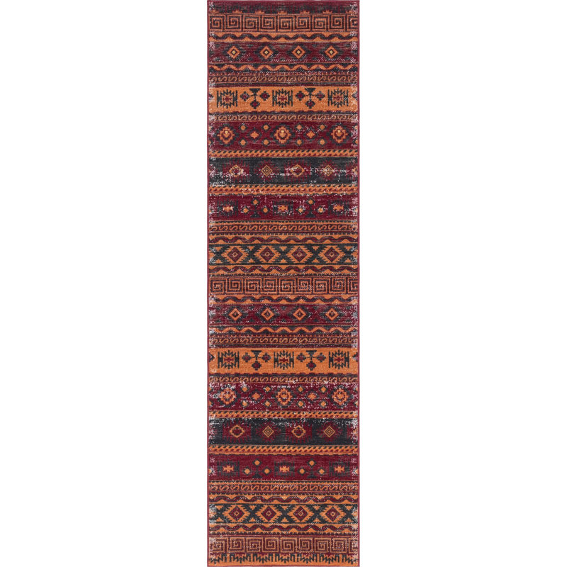 Tapis rouge à motif géométrique , Tapis de couloir 2 pi 7 po x 10 pi