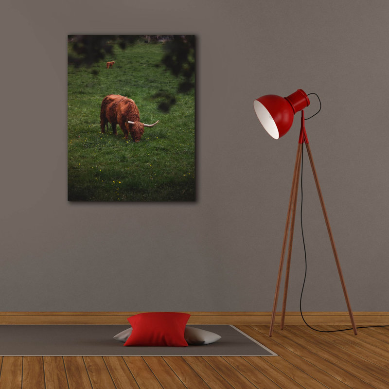 Cortesi Home «Grazing Highlander» par Nicklas Gusta «Grazing Highlander» par Nicklas Gustafsson, H 34 po x l 26 po