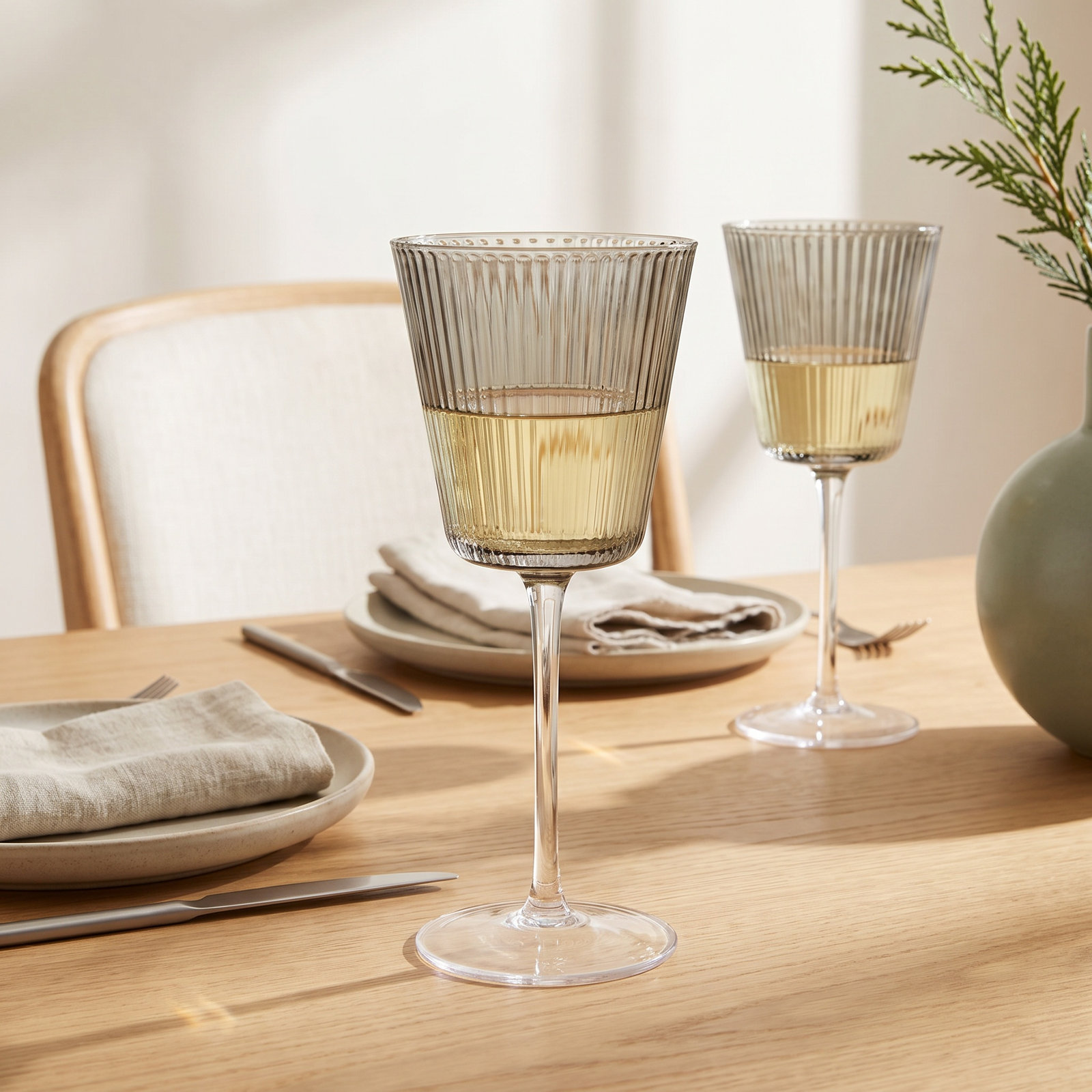 Grand Cru Nouveau Ribbed Wine Glass