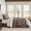 Ensemble de couvre-lit en coton côtelé matelassé-124298058-136259474