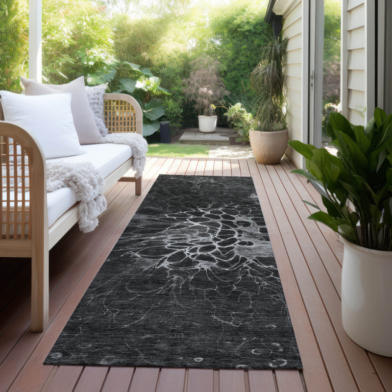 Cheire Washable Abstract Indoor / Outdoor Rug, Runner 2'3" x 7'6"