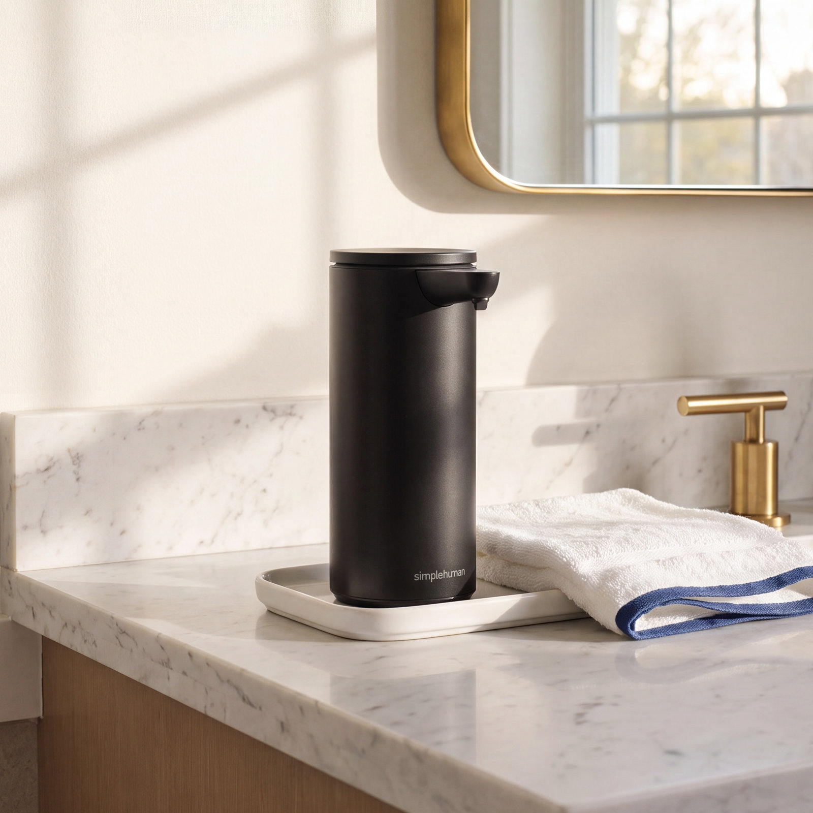 Rechargeable Sensor Soap Dispenser, Matte Black