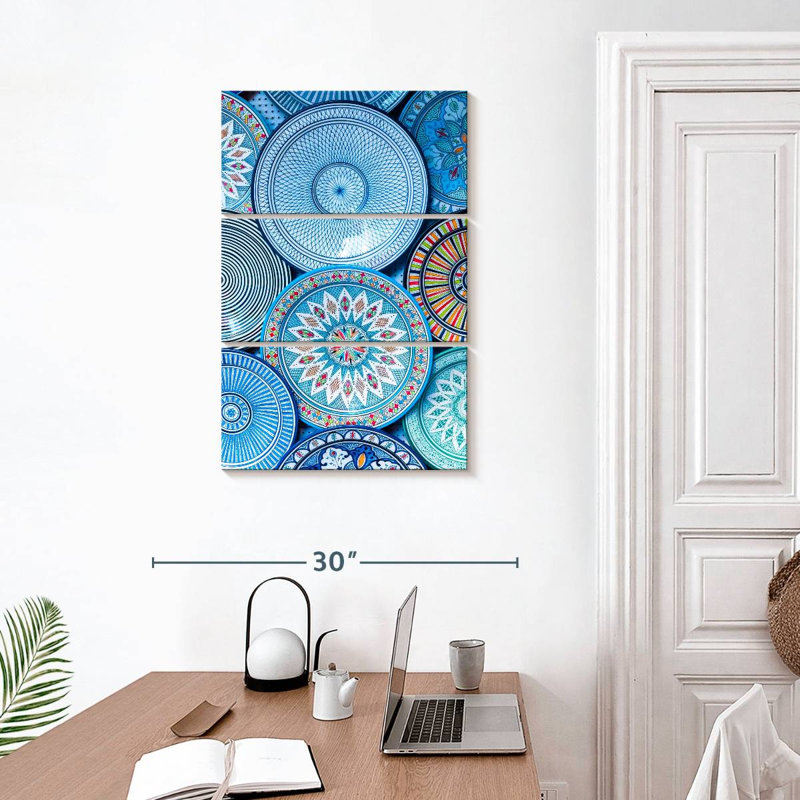 Assiettes marocaines bleues Senne, H 32 po x l 20 po