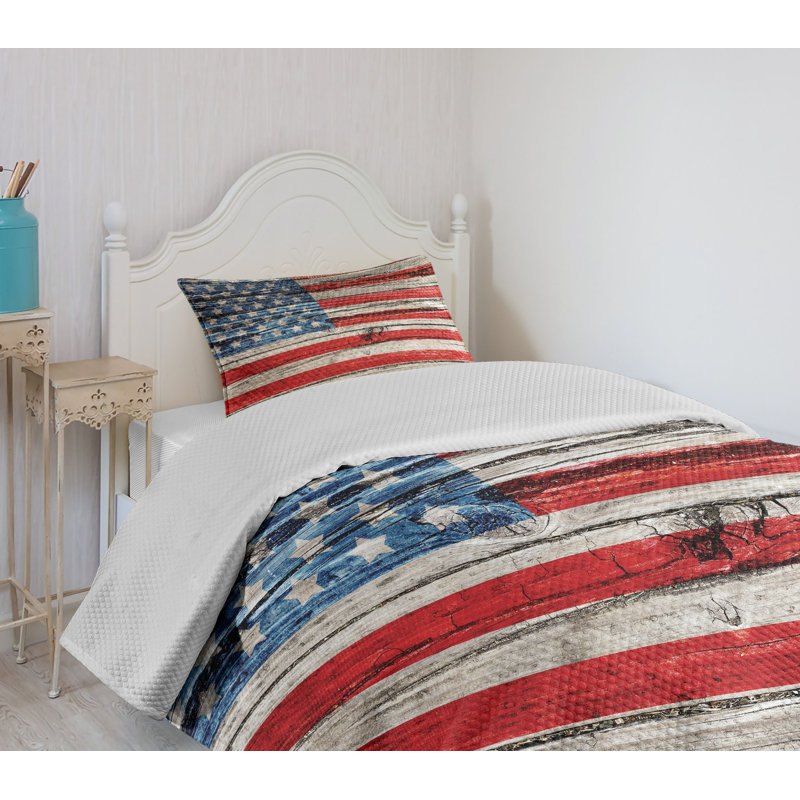 Twin White Quilted Bedspread Set with Pillow Sham
