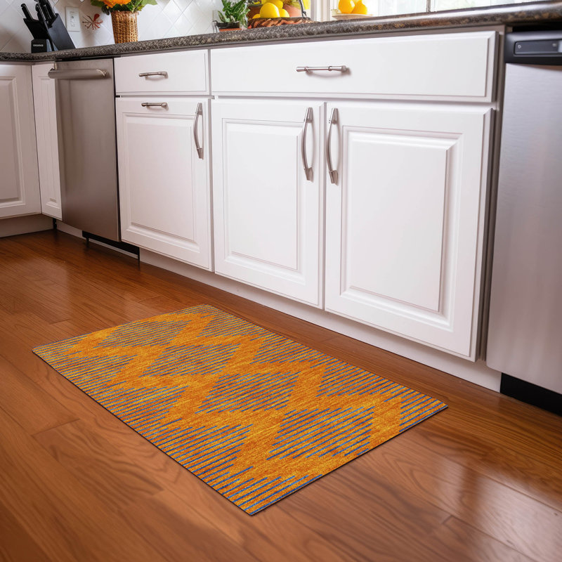 Tapis orange intérieur / extérieur lavable à la machine Chayden ACN1017, Rectangle 1 pi 8 po x 2 pi 6 po