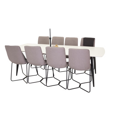 Huckaby Dining Set
