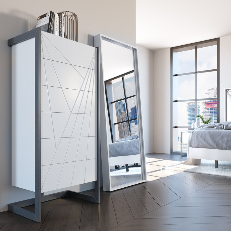 Taeyon Piece Bedroom Set, King