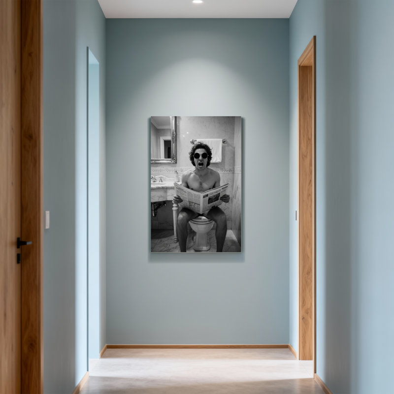 Abstrait, homme lisant un journal sur une toilette portant des lunettes de soleil, H 24 po x l 16 po