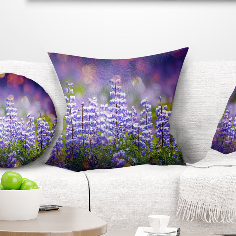 Housse de coussin carré et fleurs de lupin sur fond carré, 16 po x 1 po, Coussin décoratif