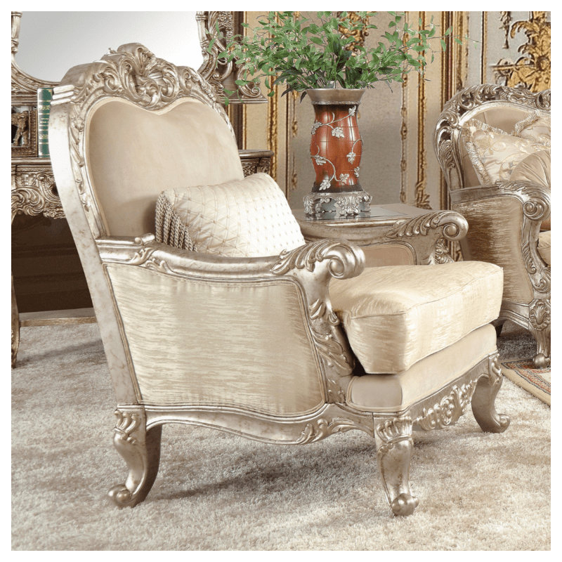 CHAISE